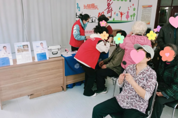 哈尔滨普瑞眼科走进文君社区