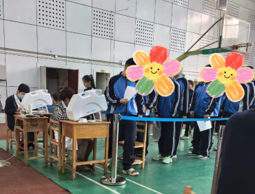 响应春季视力筛查号召 哈尔滨普瑞眼科走进校园 公益体检